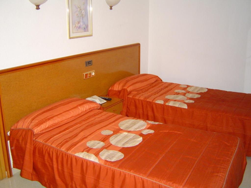 Hotel Lazaro Каламоча Номер фото